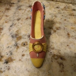 Miniature shoe